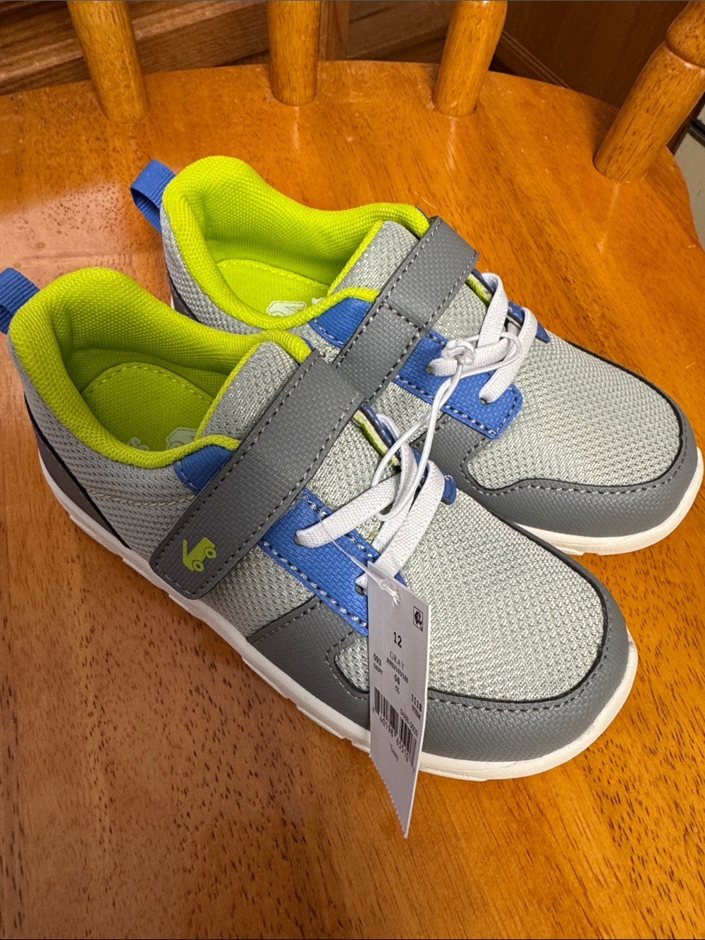 See Kai Run NWT 12 Kids Gray & Blue Athletic Sneakers with Lime Interior